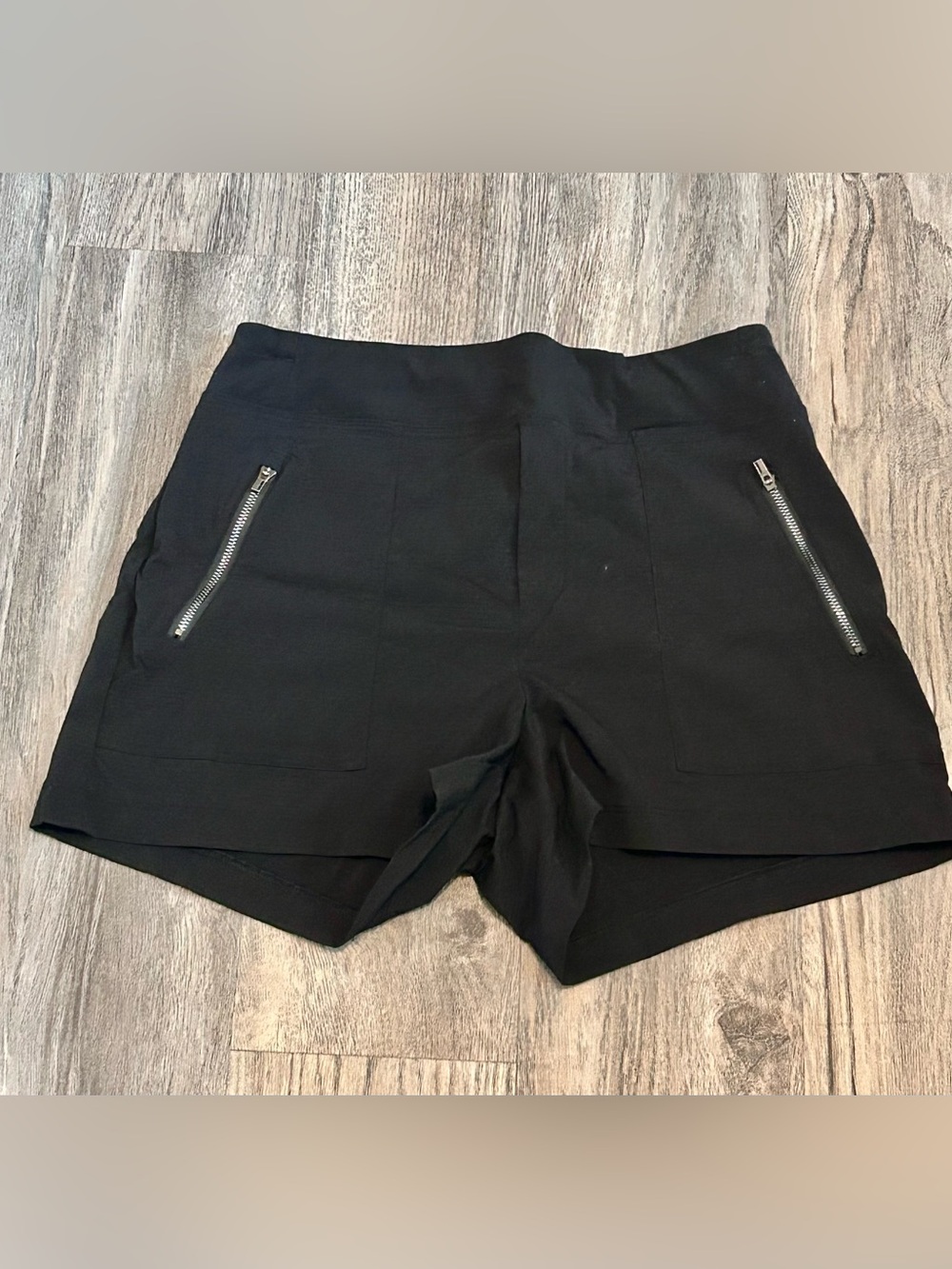 Athleta Black High-Waist Zip Pocket Shorts